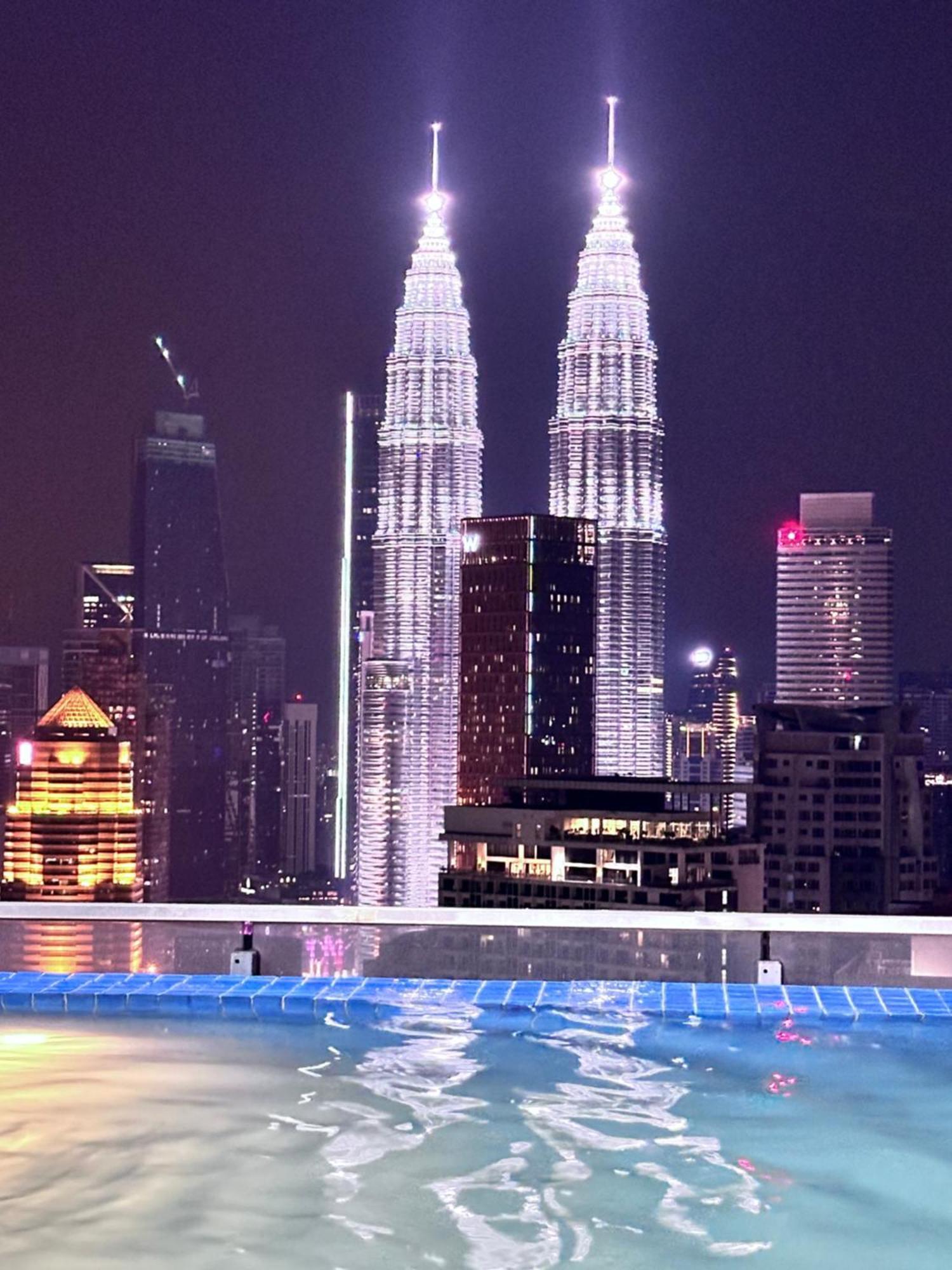 Apartamento The Luxe Infinitum Klcc By Sahara Kuala Lumpur Exterior foto