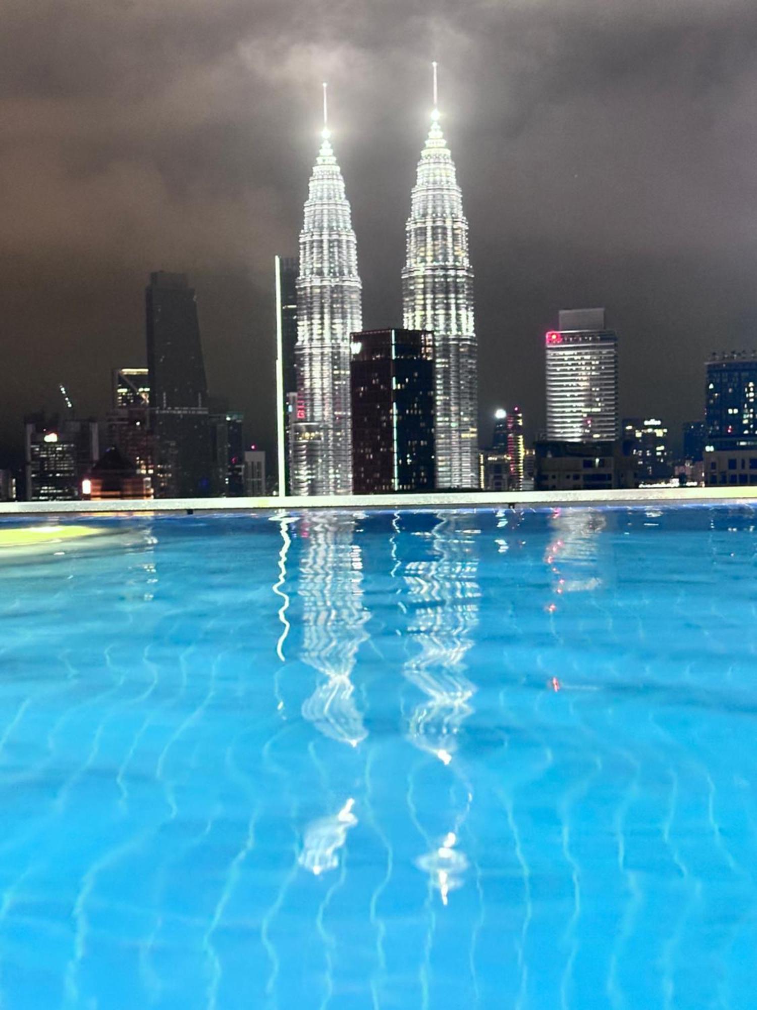 Apartamento The Luxe Infinitum Klcc By Sahara Kuala Lumpur Exterior foto